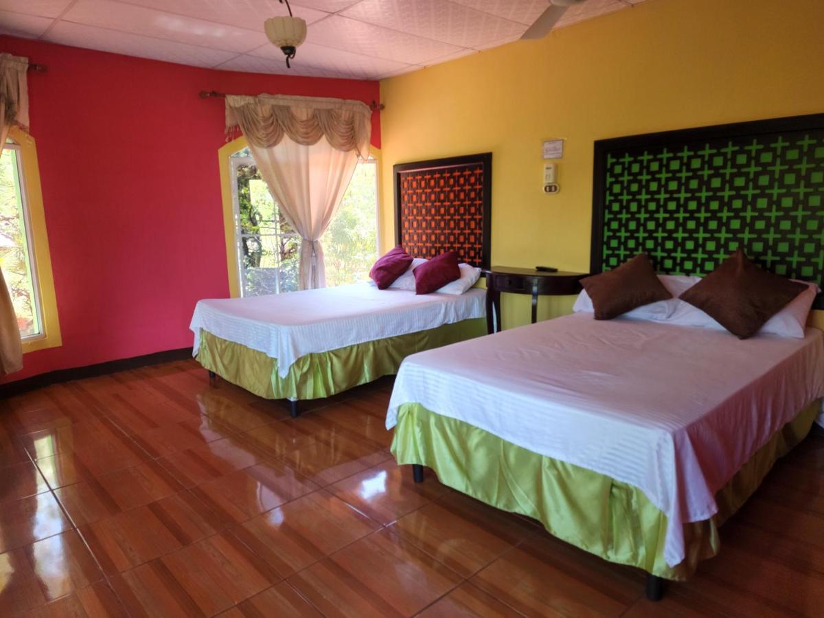 Hotel Y Restaurante Las Margaritas Perquín Buitenkant foto
