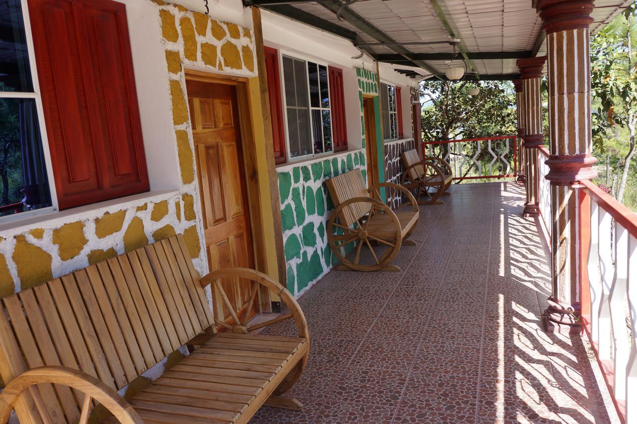 Hotel Y Restaurante Las Margaritas Perquín Buitenkant foto